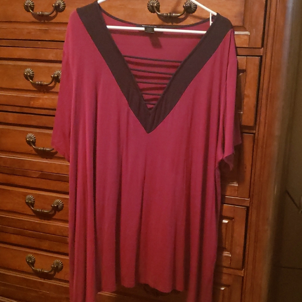 New Ashley Stewart cage top size 22/24